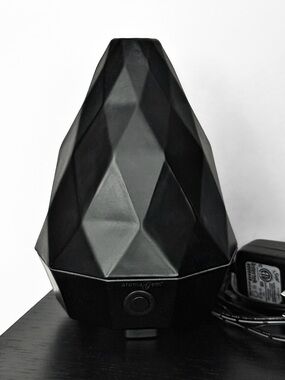 Saje Wellness Black Matte Aroma Gem Ultrasonic Oil Diffuser Limited Edition